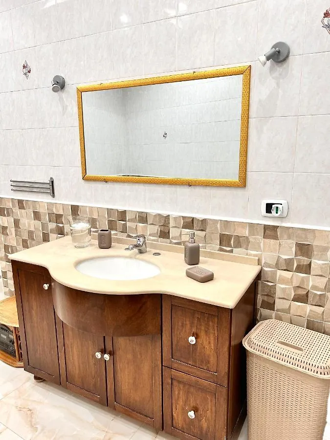 Casa Vacanze The Fortress Apartment Naples
