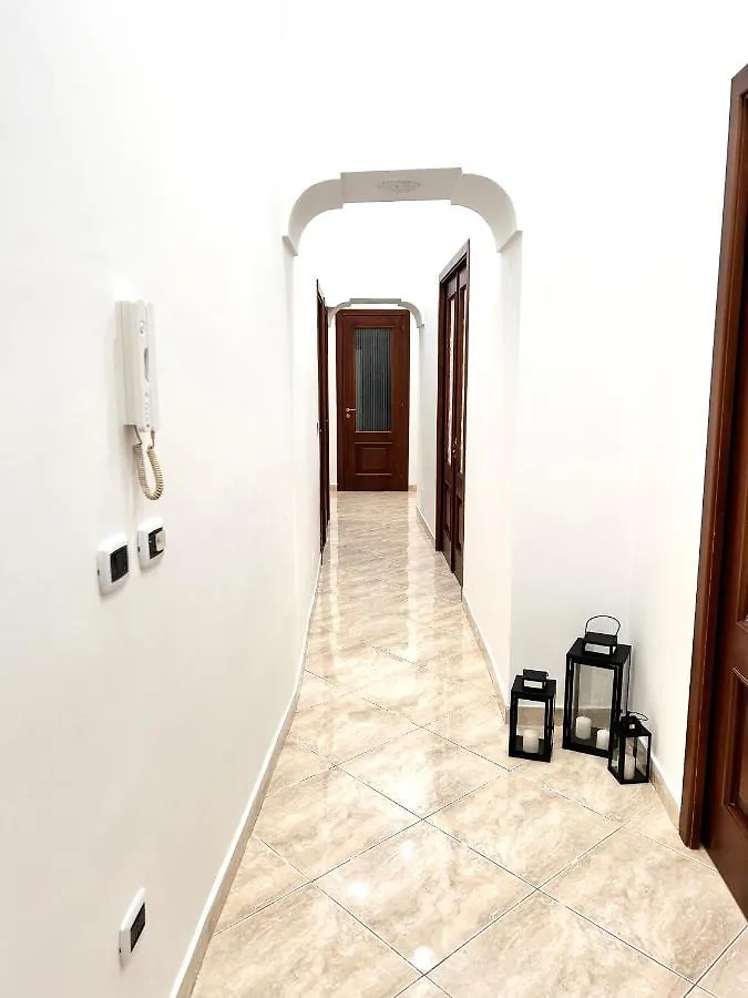 Casa Vacanze The Fortress Apartment Naples